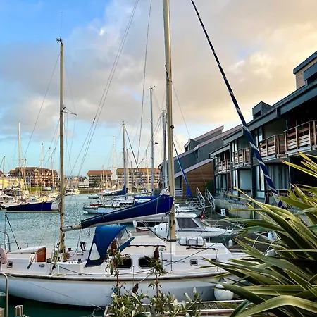 Les Voiles Yourhosthelper Apartment Deauville